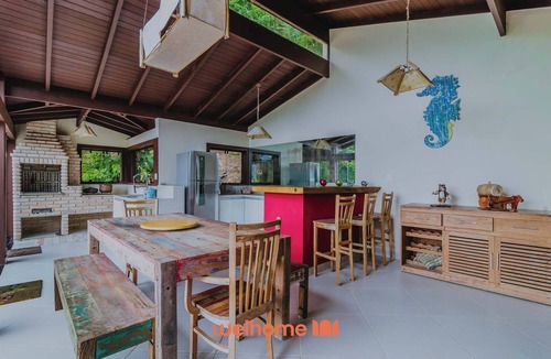Boicucanga Beach House | Casa em São Sebastião com Piscina, Jacuzzi e Vista
