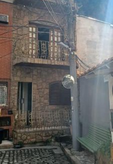 Catete House | Casa em Vila fechada no Catete para até 06 pessoas