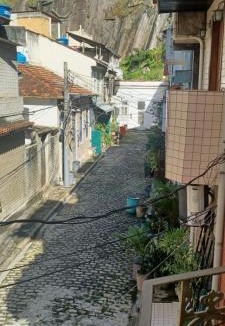 Catete House | Casa em Vila fechada no Catete para até 06 pessoas