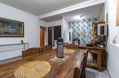 Setor Sul House | Casa equipada com ótima localização no Setor Sul