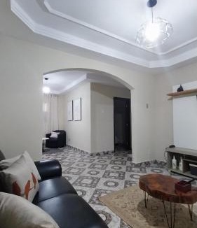 Campos House | Casa espaçosa com Wi-Fi, garagem para 2 veículos e área externa em Campos dos Goytacazes