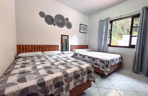 Limeira Baixa House | Casa espaçosa com churrasqueira