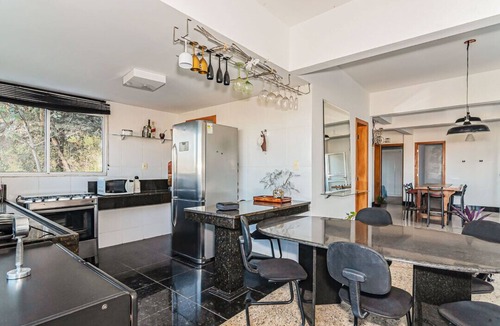Ouro Preto House | Casa espetacular com Churrasq em Pampulha/MG