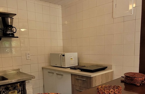 Buzios Cottage | Casa Estilo Buziano Próxima à Orla Bardot e Rua das Pedras e de Várias Praias