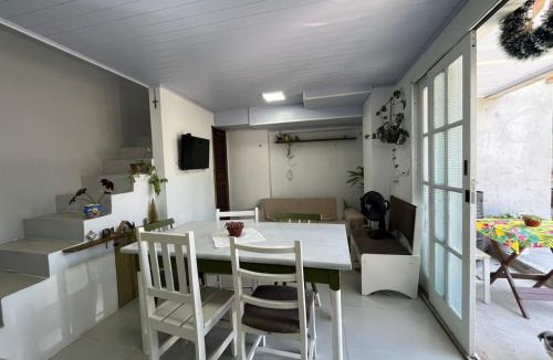 Muquem House | Casa Familiar Completa no Norte da Ilha