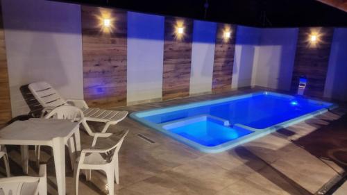 Pirassununga House | Casa Ferrari II c/área de lazer