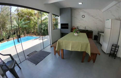 Garopaba House | Casa Grande com Piscina Próximo ao mar na Praia da Ferrugem Garopaba SC