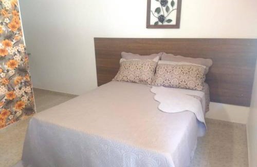 Jardim Primavera Cabin | Casa Guacuri - Casa de temporada e eventos - apartamentos com suítes - Piscinas e Amplo Estacionamento