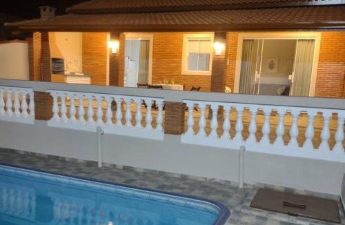 Sao Pedro House | Casa Holiday No pé da serra do Itaqueri com piscina