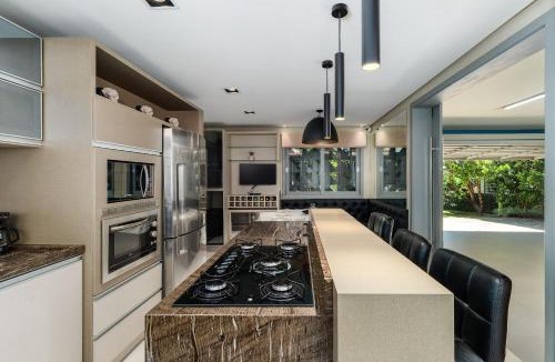 Centro House | Casa Ingá 600m da Catedral de Pedra by Achei