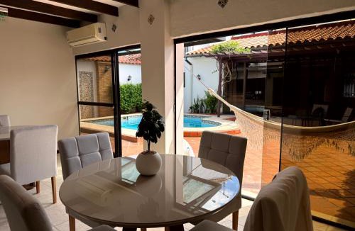 Asuncion House | Casa KOMU