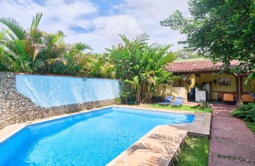 Horto House | Casa linda em condomínio fechado