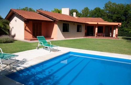 Vistalba House | Casa luminosa con pileta ¡ideal para descansar!