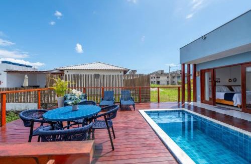 Barra Grande House | Casa Luz da Lua - Barra Grande - Maraú - Piscina privativa com deck de madeira à beira do lago