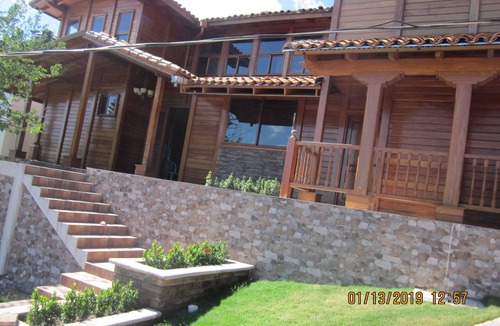 Puerto Sandino House | Casa Madera: expansive views and spacious comfort