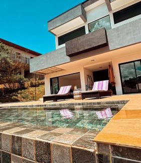 Recanto Araucaria House | CASA MAGNÍFICA EM CAMPOS DO JORDÃO - Nova