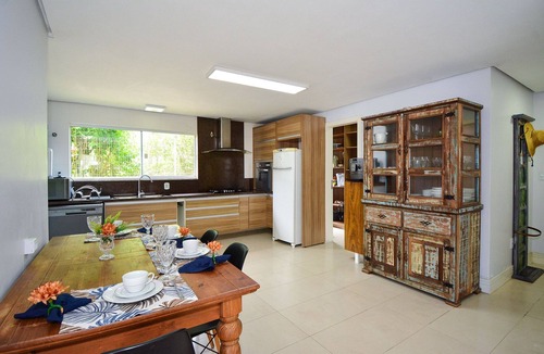 Barra da Lagoa House | Casa na Barra da Lagoa a 500 metros do Mar - LDI003
