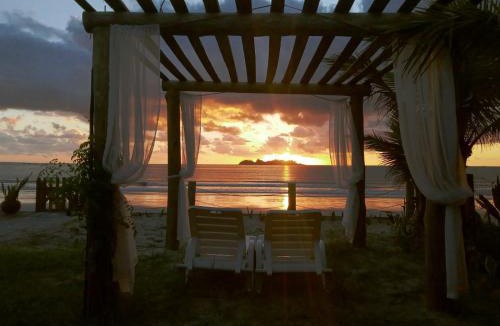 Paranagua House | Casa na Ilha do Mel - Casa Mel Paraíso
