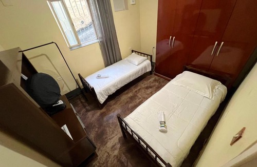 Rio das Flores House | Casa no Centro, 3 Camas, Garagem, Netflix e Amazon Prime