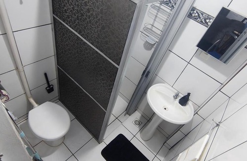Rio das Flores House | Casa no Centro, 3 Camas, Garagem, Netflix e Amazon Prime