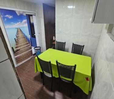 Ponte Nova House | Casa no centro moderna e tranquila