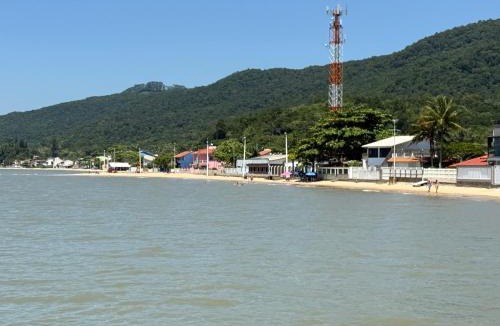Biguacu House | Casa nova bem aconchegante e tranquila