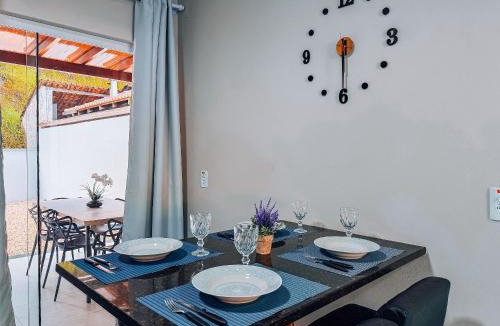 Nova Brasilia House | Casa Nova e Completa | 2 Suítes com Ar | Área Gourmet | 2 Vagas
