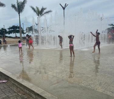 Porto Seguro House | casa nova moderna 4min da praia 10 min do axemoi e toatoa 300m de hipermercado e farmácias