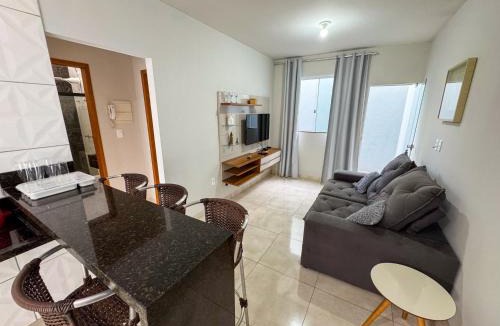 Shopping Park House | Casa Para Até 5 Hospedes Próximo UNITRI, Uberlândia Shopping e Palácio de Cristal