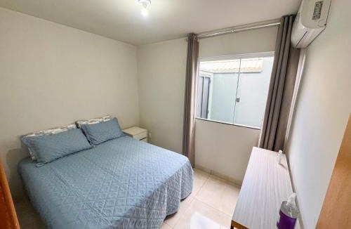 Shopping Park House | Casa Para Até 5 Hospedes Próximo UNITRI, Uberlândia Shopping e Palácio de Cristal