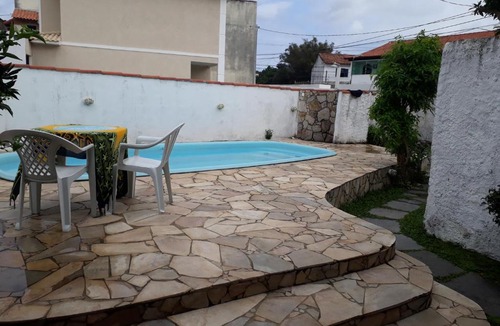Vila Blanche House | Casa para temporada com piscina em cabo frio