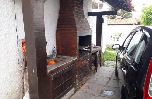 Vila Blanche House | Casa para temporada com piscina em cabo frio