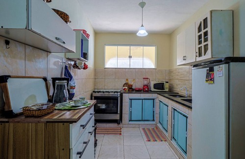 Marica Ski Chalet | Casa pet friendly c/piscina e churrasqueira
