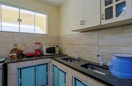 Marica Ski Chalet | Casa pet friendly c/piscina e churrasqueira