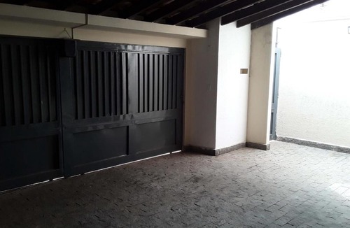Uberaba House | Casa próximo à UNIUBE, Aeroporto e hospitais - Até 05 pessoas