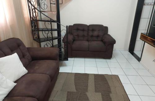 Canas House | Casa Próximo Canção Nova
