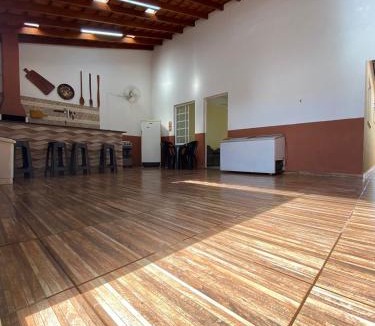 Ribeirao Preto House | Casa pra Agrishow 6 pessoas, 3 banheiros, 2 quartos, piscina