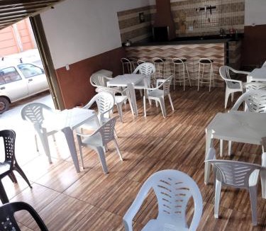 Ribeirao Preto House | Casa pra Agrishow 6 pessoas, 3 banheiros, 2 quartos, piscina