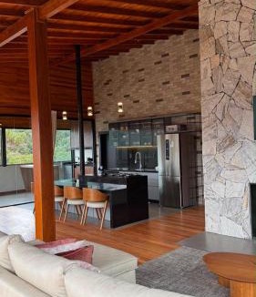 Urubici Villa | Casa Premium com Jacuzzi e Vista para o Vale