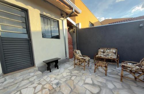 Jacutinga House | Casa Privativa nos Fundos Spa, Ar Churrasqueira