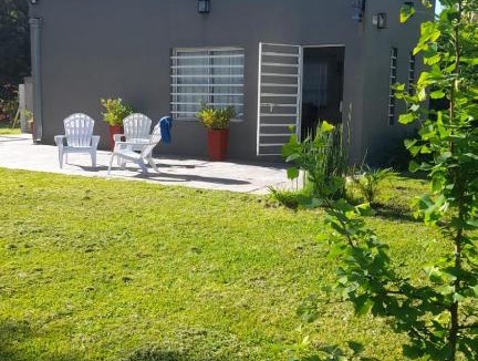 Gowland House | Casa quinta - Los Cerezos - Mercedes Buenos Aires