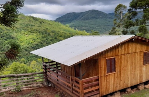 Sao Francisco de Paula House | Casa Rústica em Meio a Natureza