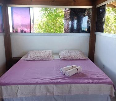 Campeche Sul House | Casa Samaúma Floripa, ALUGUEL DE QUARTOS - Achochego e Tranquilidade à 30 metros da Praia