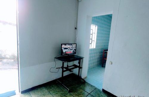 Jardim Alvorada House | Casa simples e básica diaria e temporada
