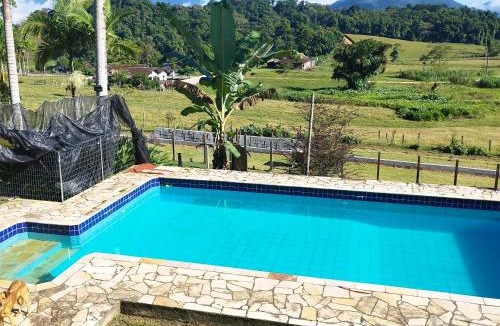 Pomerode House | Casa suíça suíte nr3 master luxo 4-pessoas