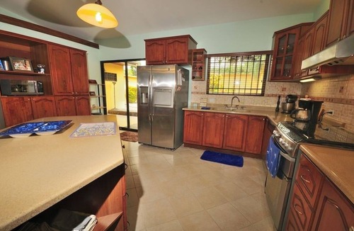 Jaco Condo | Casa Suenos: Iconic 4BR Home with Private Pool by RedAwning