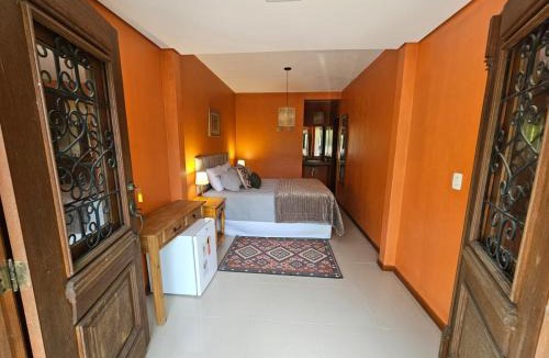 Santo Amaro da Imperatriz House | Casa Tonguerê