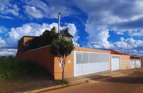 Delfinopolis Apartment | Casa Topázio no Container dos Cristais