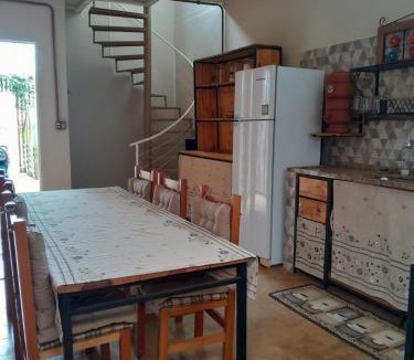Delfinopolis Apartment | Casa Topázio no Container dos Cristais
