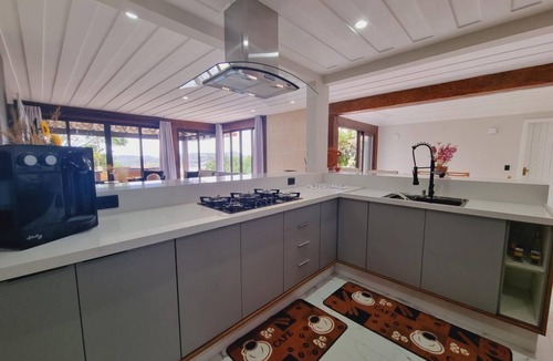 Alto de Buzios Villa | Casarão com Quartos Individuais com Conforto e Qualidade